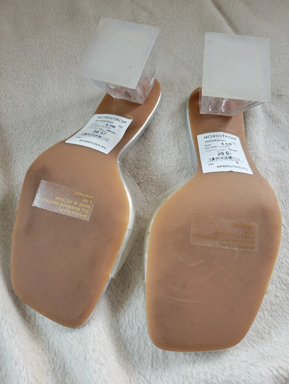 ✨️HP✨️Nordstrom | bp | EUC Metallic Silver/Clear Open Toe Block Heeled Mules - Picture 10 of 10